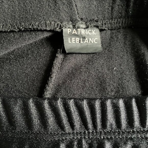 Goth long black skirt SMALL / MEDIUM - Picture 4 of 4